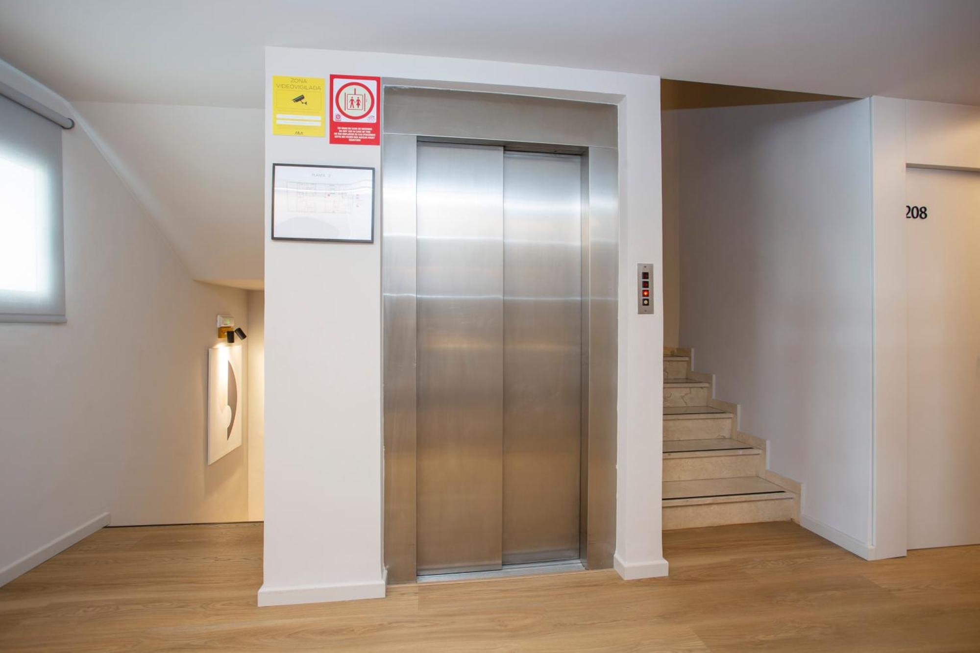 Aila II Hotel Boutique By Singularstays - Digital Access Burjassot Luaran gambar